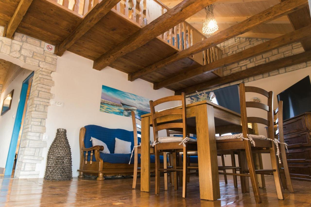 Rustic Apartment Mariva Ljubač エクステリア 写真
