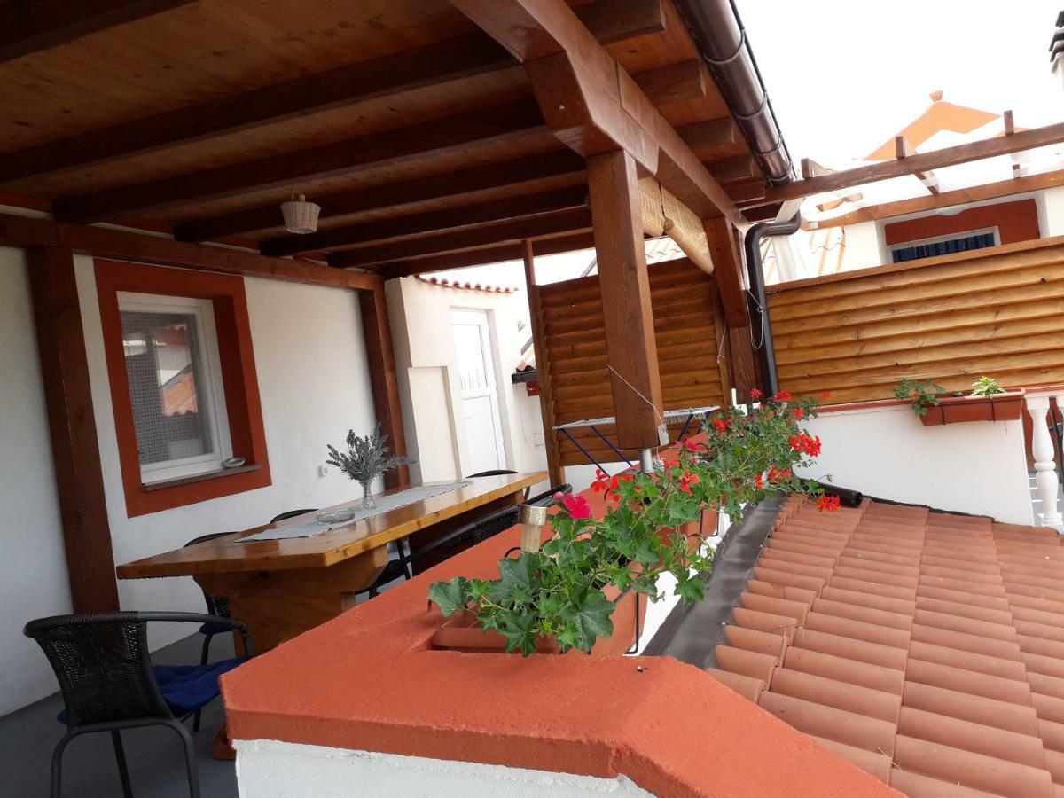 Rustic Apartment Mariva Ljubač エクステリア 写真